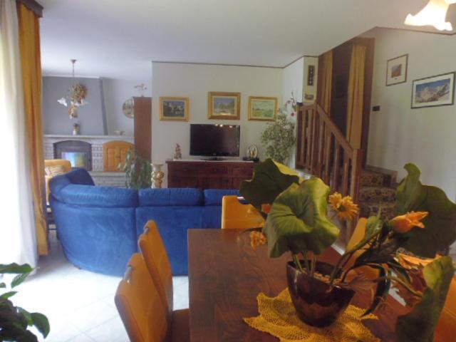 A Casa Di Lara Bed & Breakfast Beura Exterior photo